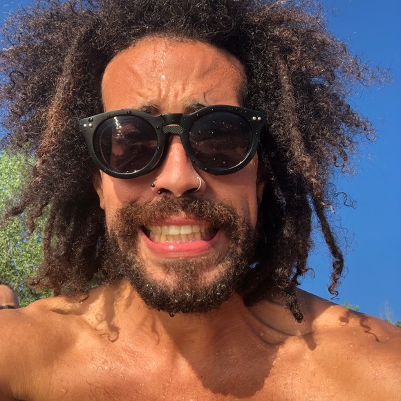 Meet your Posher, Rafael - Picture 1 of 1